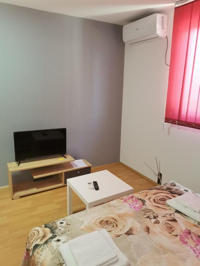 Vip Rooms Prenociste 026 Smederevo Bagian luar foto